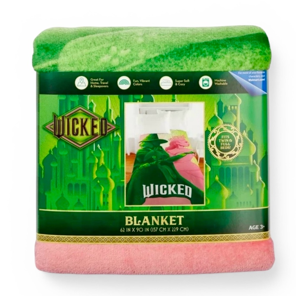 WICKED Plush Blanket Green Pink Elphaba Glinda 62 x 90 Soft Microfiber NEW NWT